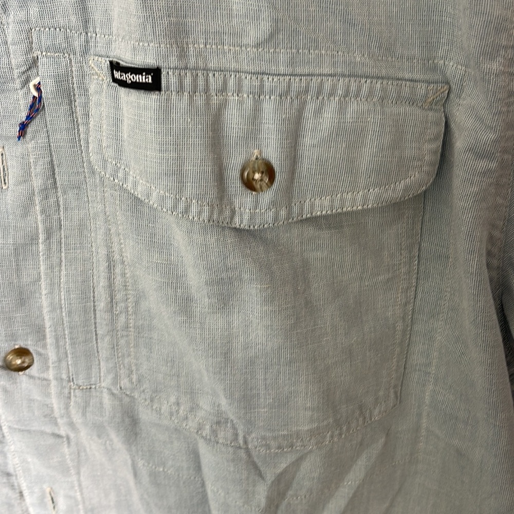 Patagonia button down - Picture 3 of 4